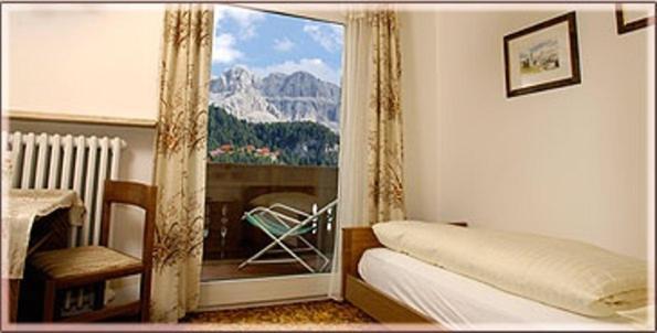 Hotel Garni Sayonara à Selva di Val Gardena Extérieur photo